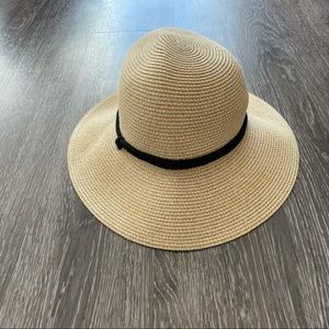 Foldable Straw Hat